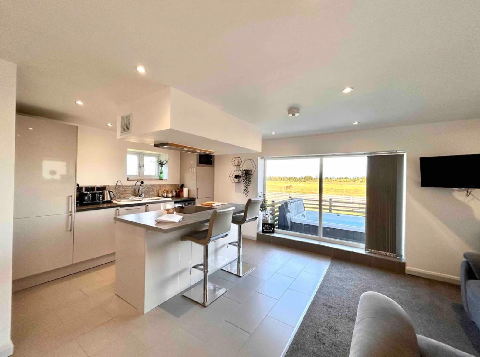 Clover Lodge Chesterfield Esterno foto