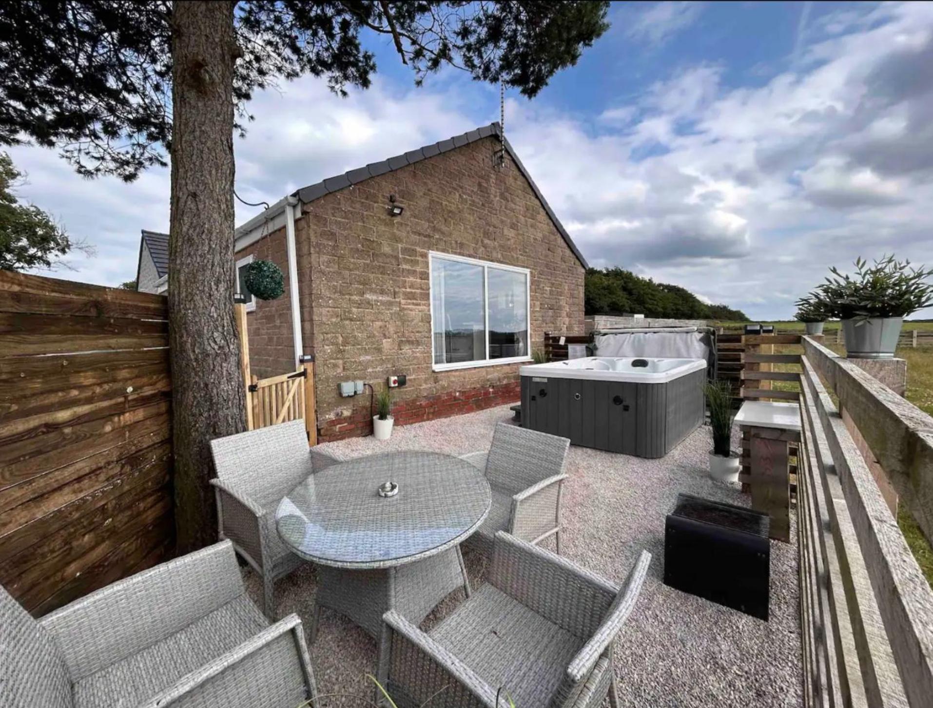 Clover Lodge Chesterfield Esterno foto